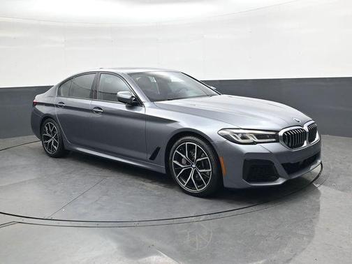 2021 BMW 530 i