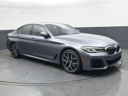 2021 BMW 530 i