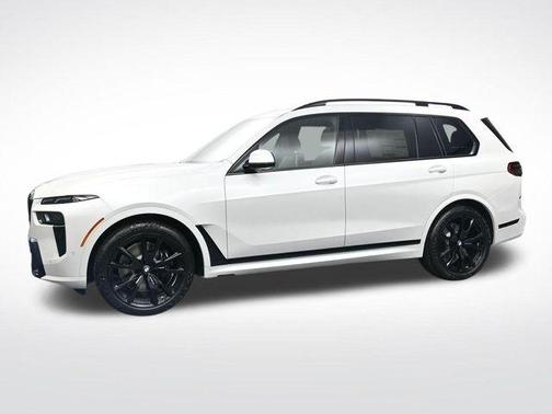 Mineral White Metallic 2027 BMW X7 xDrive40i