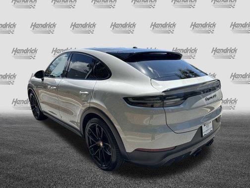 2023 Porsche Cayenne GTS
