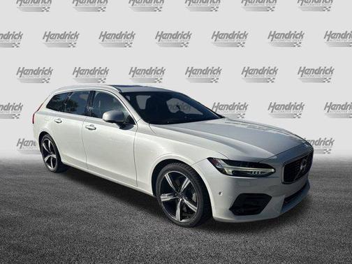2018 Volvo V90 T6 R-Design