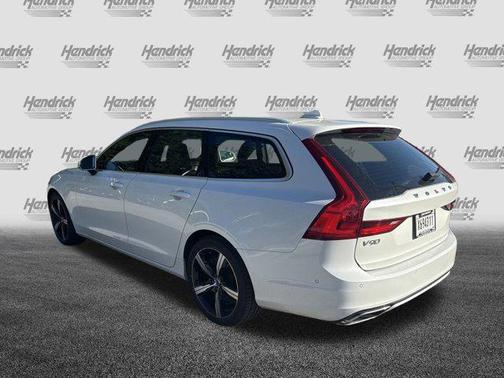 2018 Volvo V90 T6 R-Design