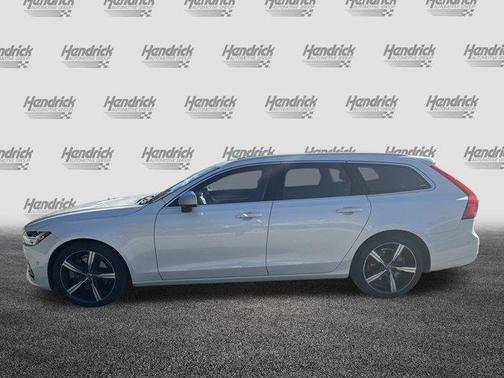 2018 Volvo V90 T6 R-Design