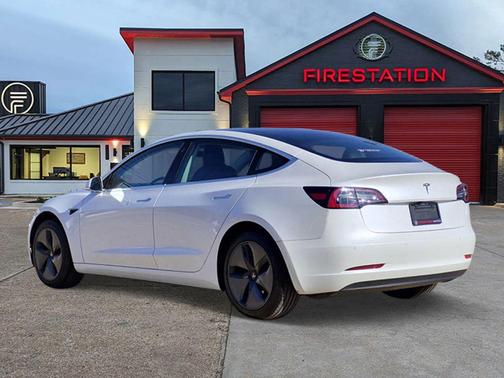 2020 Tesla Model 3 Standard Range Plus