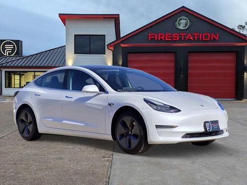 2020 Tesla Model 3 Standard Range Plus