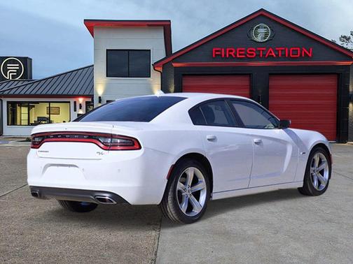 2018 Dodge Charger R/T