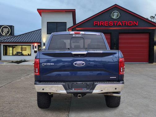 Ruby Red Metallic Tinted Clearcoat 2016 Ford F-150 Lariat