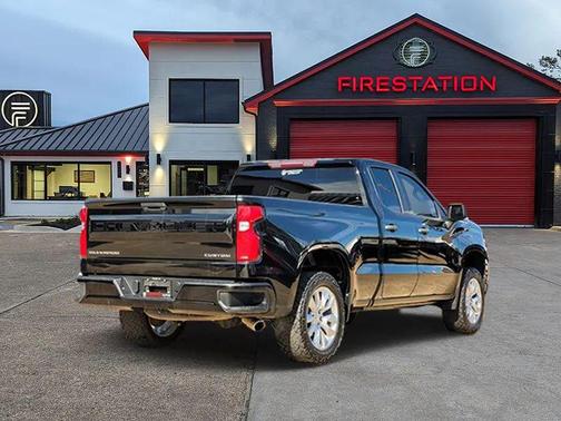2019 Chevrolet Silverado 1500 Custom