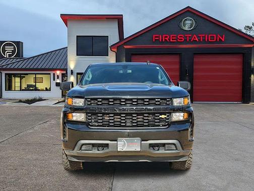 2019 Chevrolet Silverado 1500 Custom