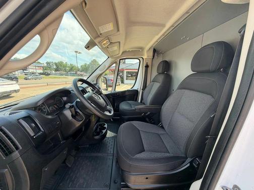 Bright White Clearcoat 2018 RAM ProMaster 2500 High Roof