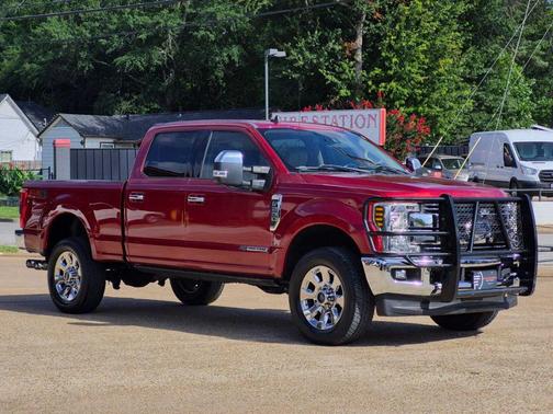 Ruby Red Metallic Tinted Clearcoat 2019 Ford F-250 Lariat