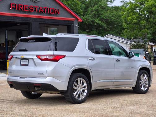 Silver Ice Metallic 2020 Chevrolet Traverse High Country