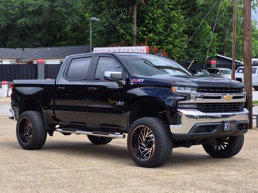 Black 2020 Chevrolet Silverado 1500 LT
