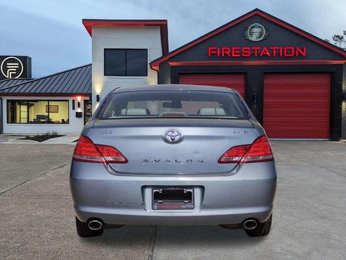 2006 Toyota Avalon XL