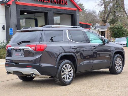 2018 GMC Acadia SLE-2