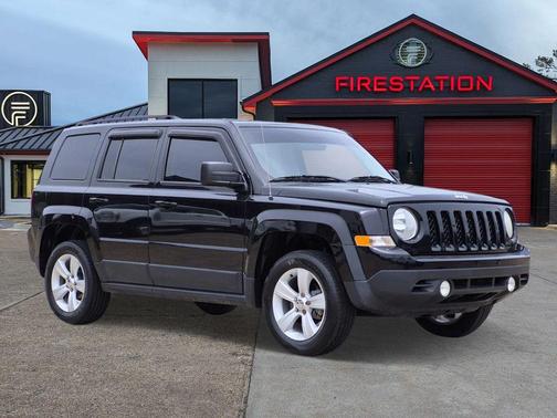 Black Clearcoat 2016 Jeep Patriot Sport