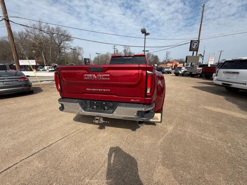 2022 GMC Sierra 3500 SLT