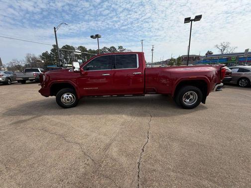 2022 GMC Sierra 3500 SLT