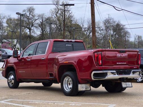 2022 GMC Sierra 3500 SLT