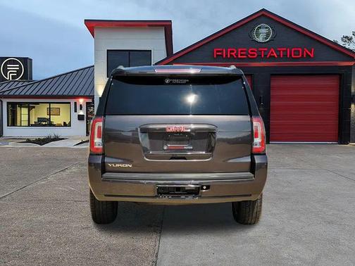 2017 GMC Yukon SLT