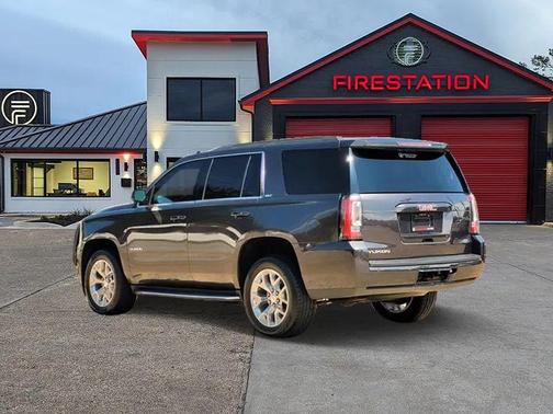 2017 GMC Yukon SLT