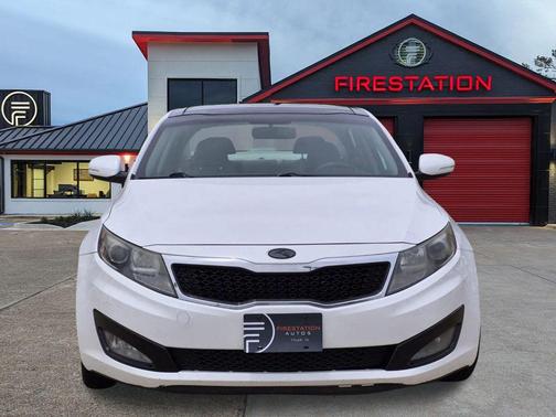 Snow White Pearl 2011 Kia Optima EX