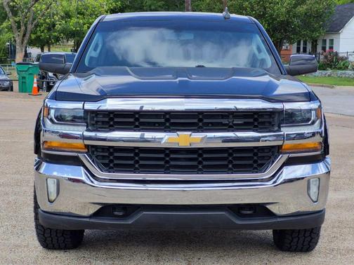 Black 2018 Chevrolet Silverado 1500 1LT