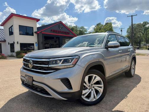 Pyrite Silver Metallic 2021 Volkswagen Atlas SE w/Tech Pkg (2021.5) Sport Utility 4D