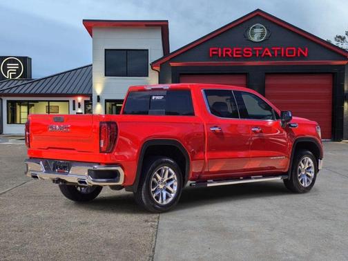 Red 2019 GMC Sierra 1500 SLT