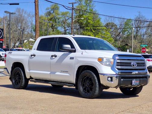 2014 Toyota Tundra SR5