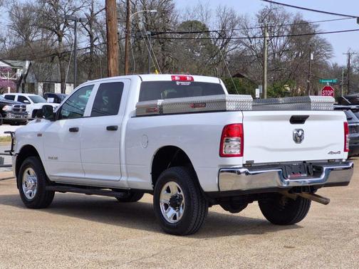 2020 RAM 2500 Tradesman Crew Cab 4x4 6'4' Box