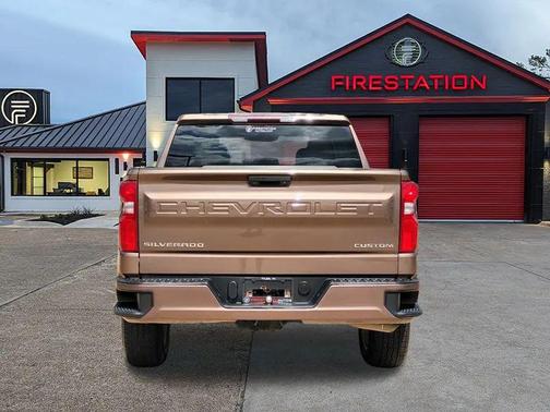 2019 Chevrolet Silverado 1500 Custom