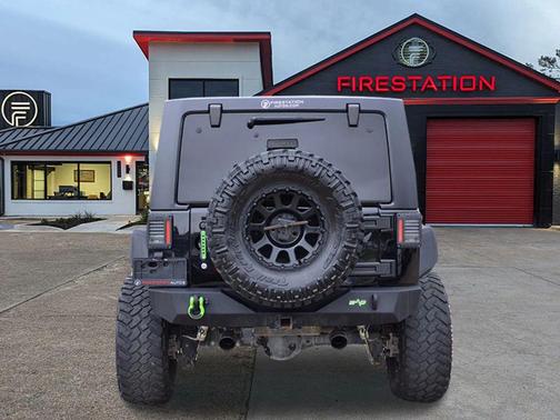 Black Clearcoat 2016 Jeep Wrangler Unlimited Sport