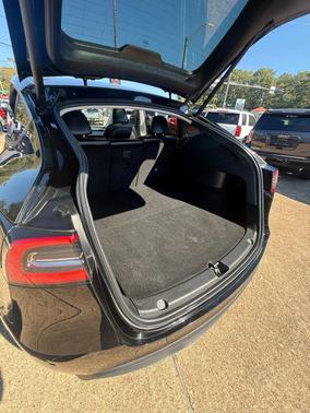 2021 Tesla Model Y Standard Range Rear-Wheel Drive