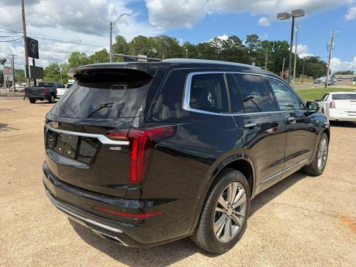 Stellar Black Metallic 2022 Cadillac XT6 Premium Luxury AWD