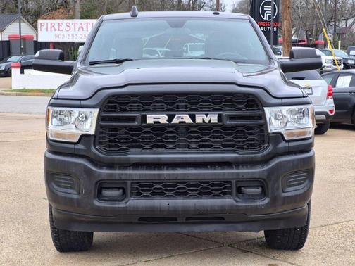 2022 RAM 2500 Tradesman Crew Cab 4x4 6'4' Box