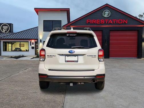 2017 Subaru Forester 2.5i Touring