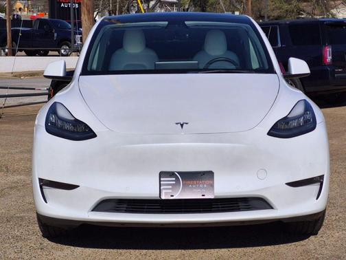 2021 Tesla Model Y Standard Range Rear-Wheel Drive