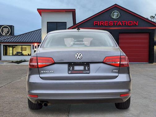 2015 Volkswagen Jetta 1.8T SE