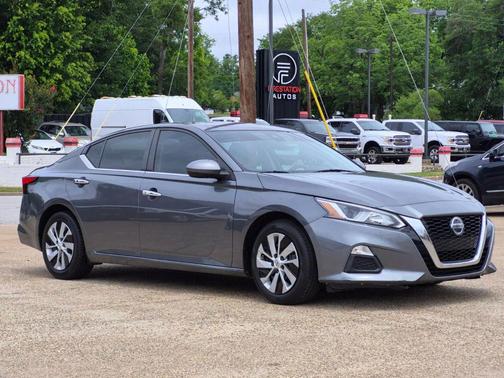Gun Metallic 2021 Nissan Altima S FWD