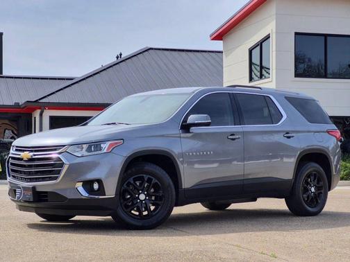2018 Chevrolet Traverse LT Cloth