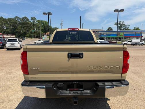 Quicksand 2018 Toyota Tundra SR5