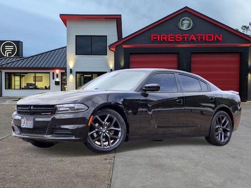 Pitch Black Clearcoat 2019 Dodge Charger SXT