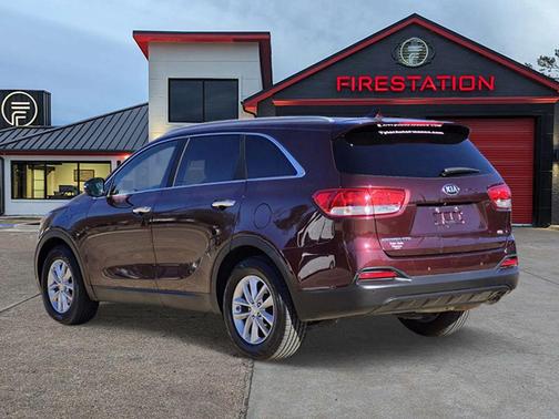2016 Kia Sorento LX