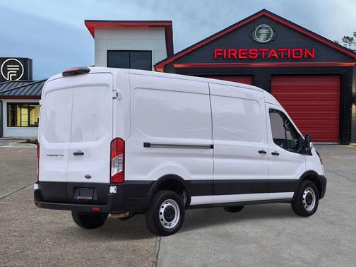 Oxford White 2023 Ford Transit-250 Base