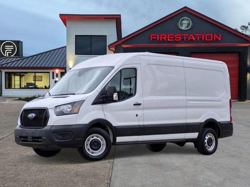 Oxford White 2023 Ford Transit-250 Base