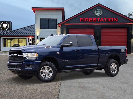 2019 RAM 2500 Big Horn Crew Cab 4x4 6'4' Box