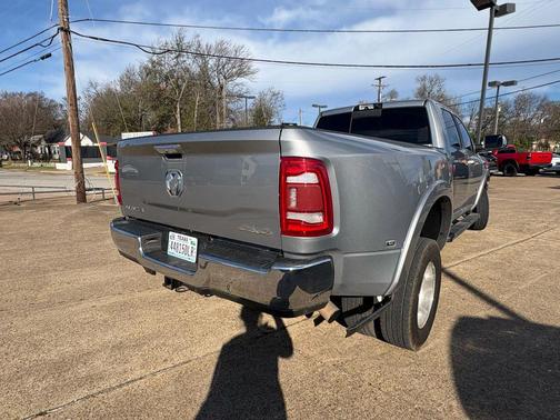 2022 RAM 3500 Laramie Crew Cab 4x4 8' Box