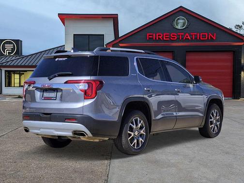 Satin Steel Metallic 2022 GMC Acadia FWD SLE