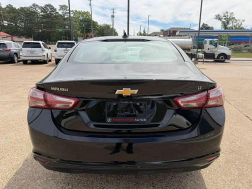 Mosaic Black Metallic 2021 Chevrolet Malibu FWD LT